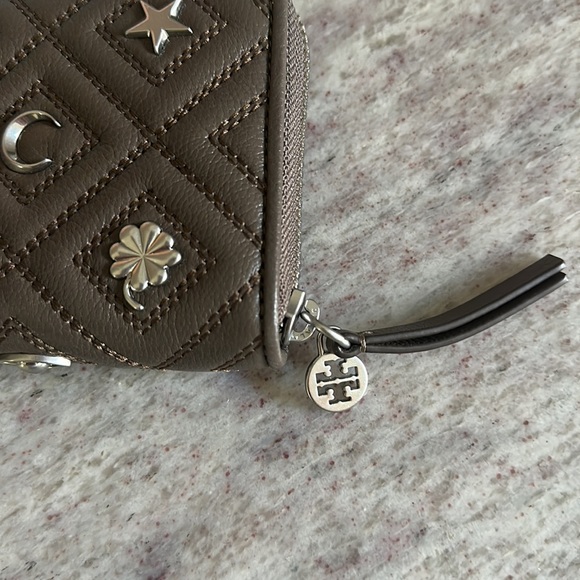 Tory Burch Fleming Charm Wallet - Picture 3 of 7